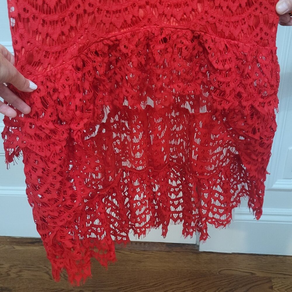 NEW High-Low Red Lace Ruffle Detail Dress. Size 2. - Picture 8 of 16